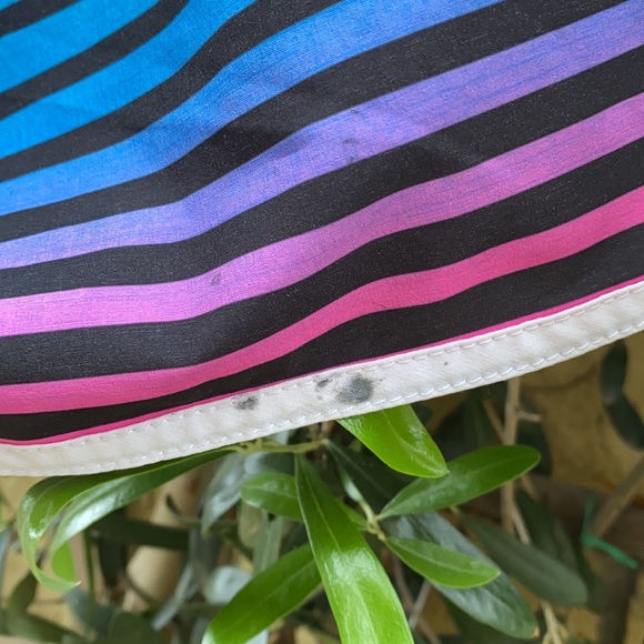 Quiksilver Board Shorts - Picture 6 of 8